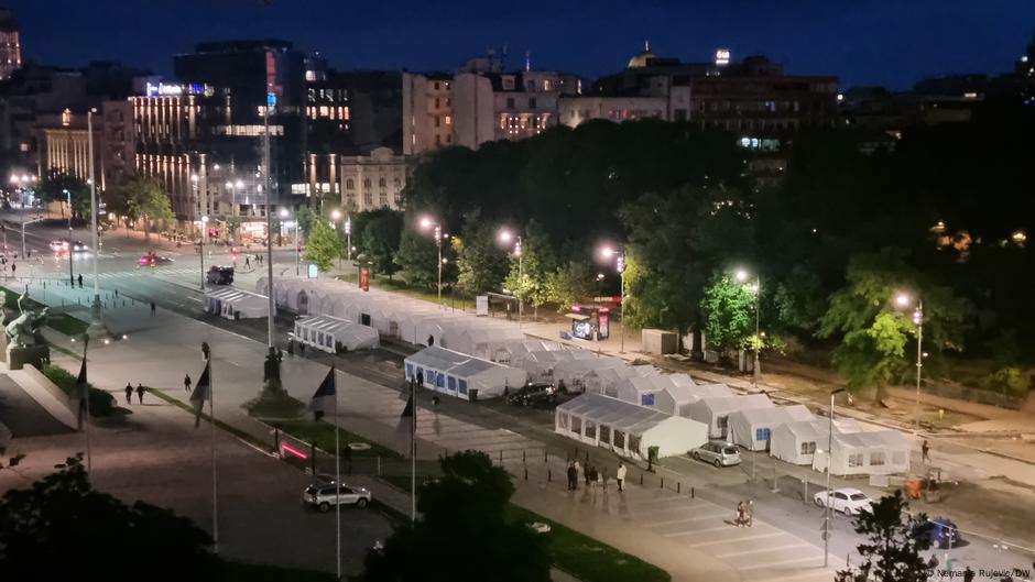 Plato ispred Skupštine Srbije, maj 2025.