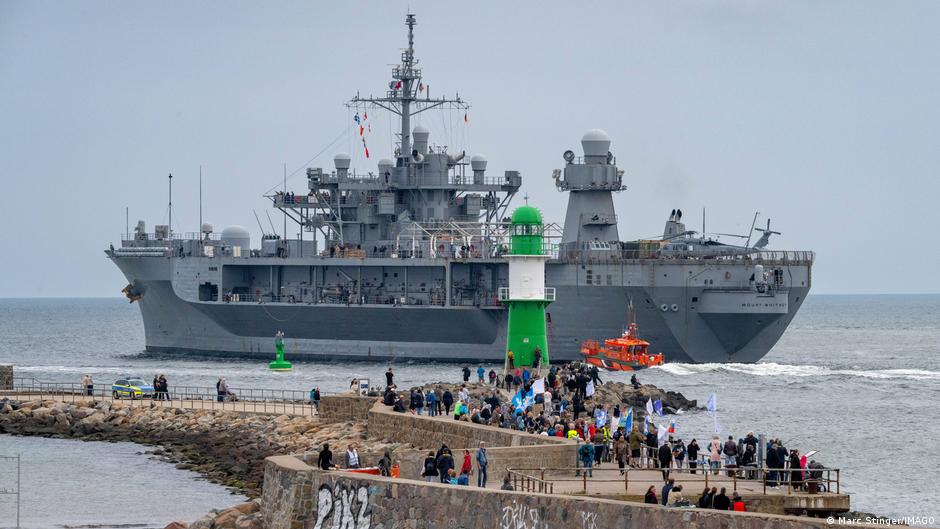 Pistorius paralajmëron për konfrontim në Detin Baltik