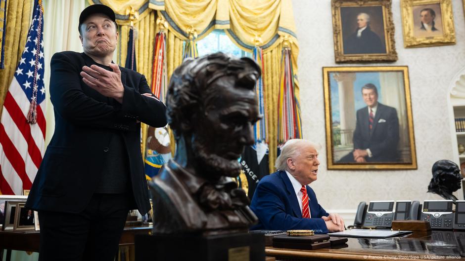 Ilon Mask i Donald Tramp iz vremena kad su sarađivali