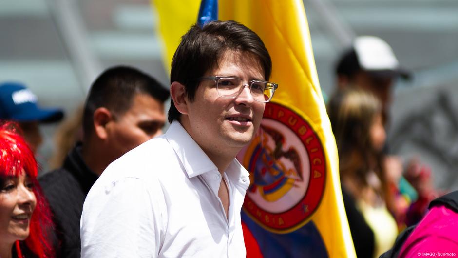 Miguel Uribe: Colombian presidential hopeful shot in Bogota – DW – 06/08/2025