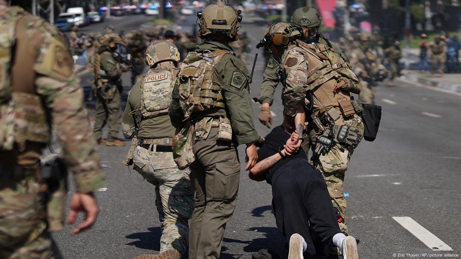 ترامب ينشر الحرس الوطني لتطويق احتجاجات على اعتقال مهاجرين