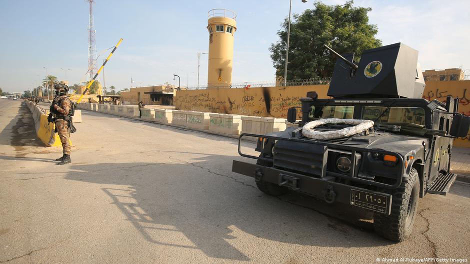 Middle East: US withdraws embassy staff amid Iran tensions