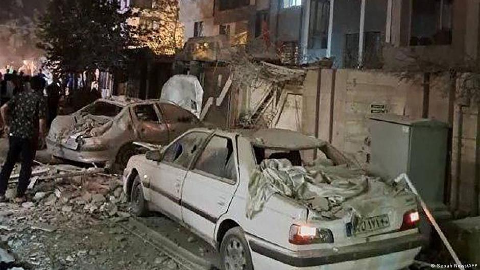 حلم "تغيير النظام" الإيراني .. تجارب الشرق الفاشلة نذير شؤم