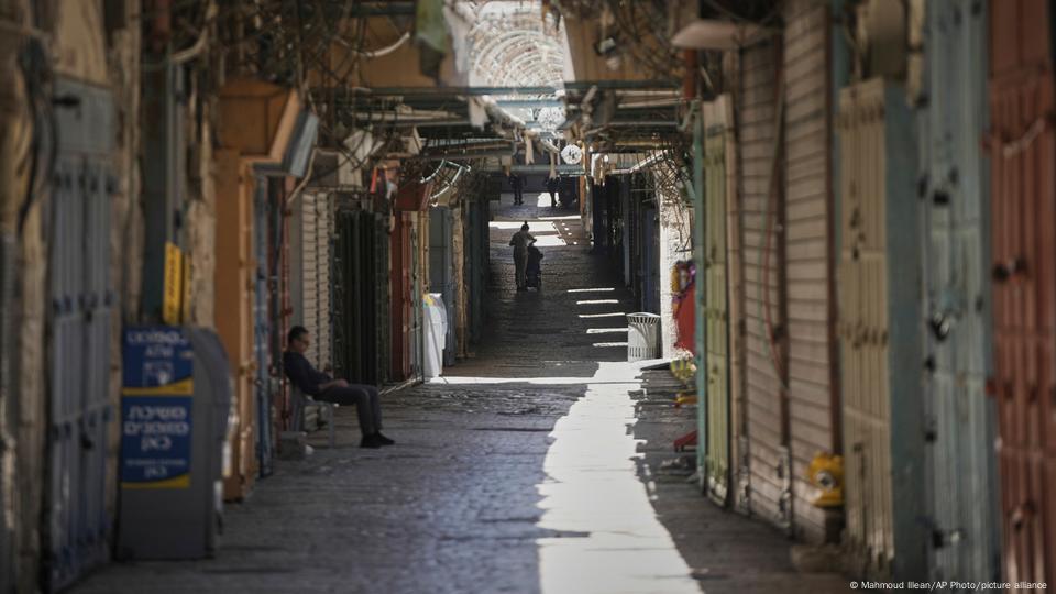 Las calles de Jerusalén, vacías debido al declarado estado de excepción por el Gobierno de Israel. (13.06.2025). Las calles de Jerusalén, vacías debido al declarado estado de excepción por el Gobierno de Israel. (13.06.2025).