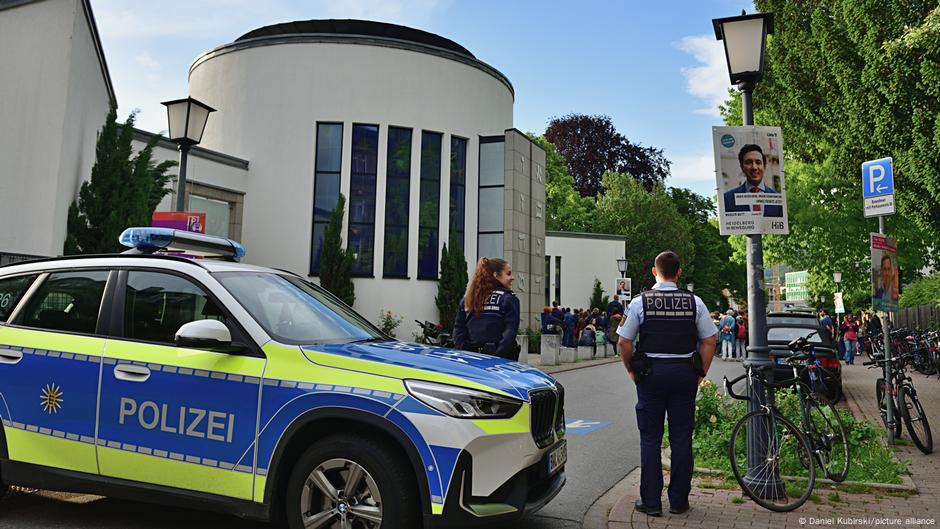 Sinagoga u Hajldelbergu, kao i svuda Nemačkoj - pod stalnom zaštitom policije