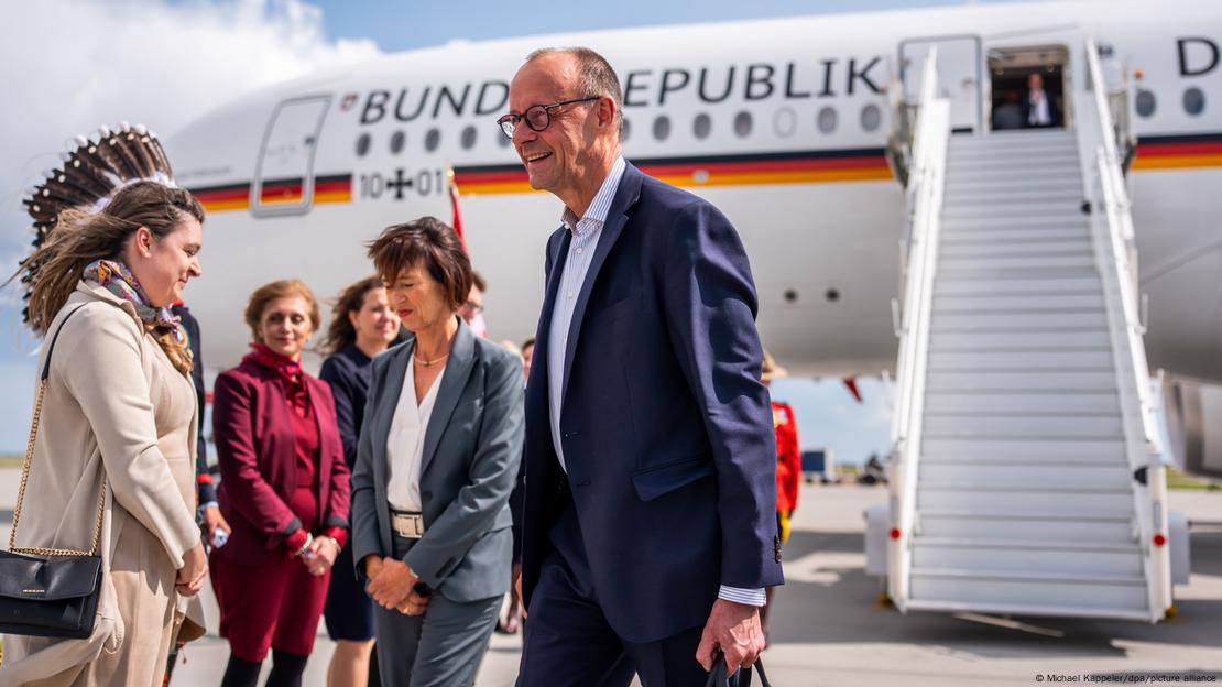 El canciller alemán, Friedrich Merz, a su llegada ayer a Canadá. El canciller alemán, Friedrich Merz, a su llegada ayer a Canadá.