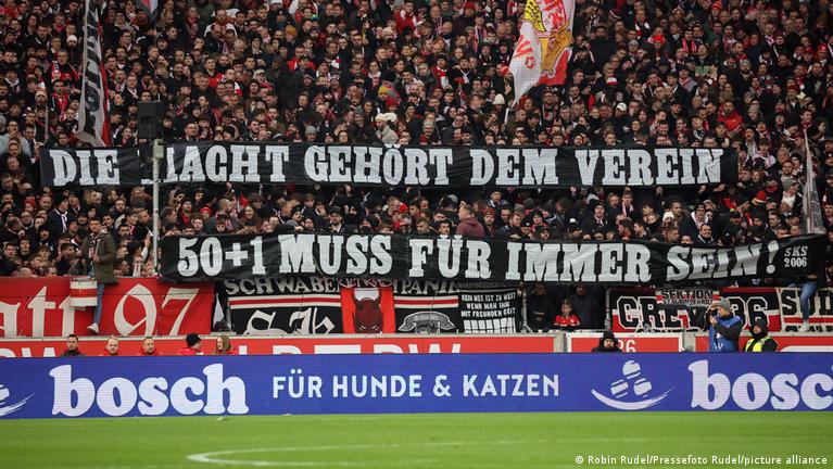 GERMANY Deutscher Fußball-Bund German Football Association Federación Alemana de Fútbol