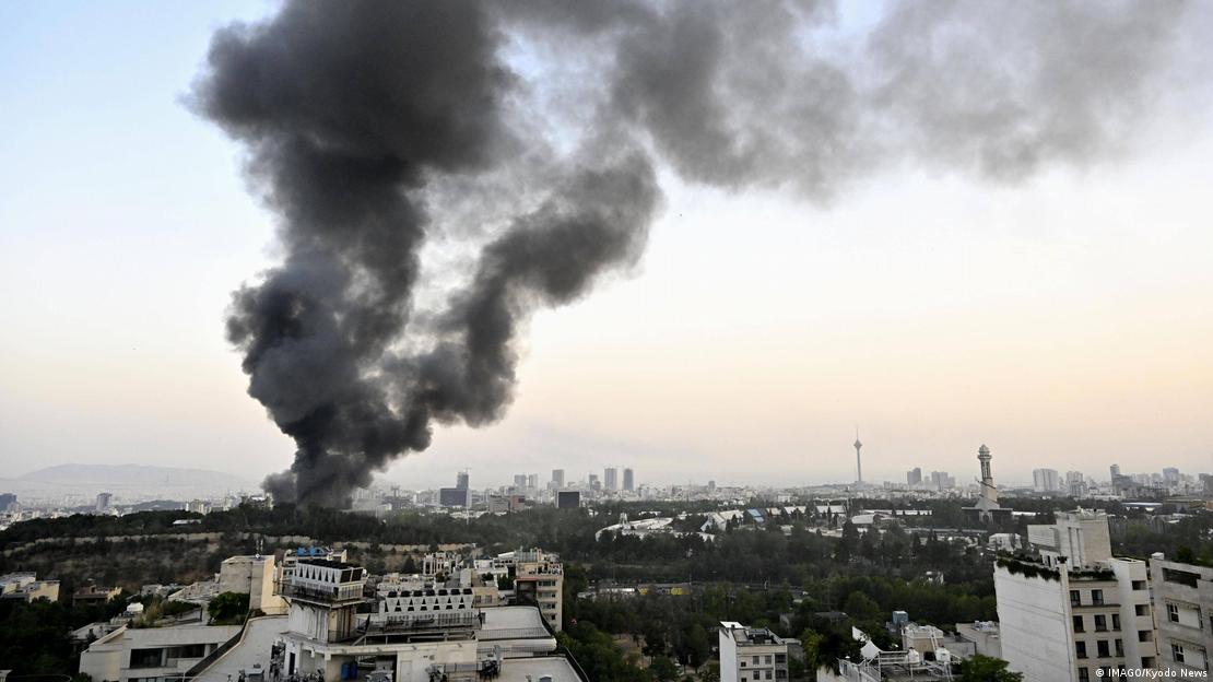 Rauchwolke über Teheran (16. Juni)