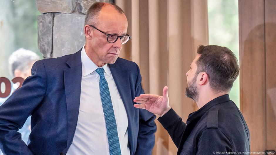 Nemački kancelar Fridrih Merc i predsednik Ukrajine Volodimir Zelenski na samitu G7 u Kanadi