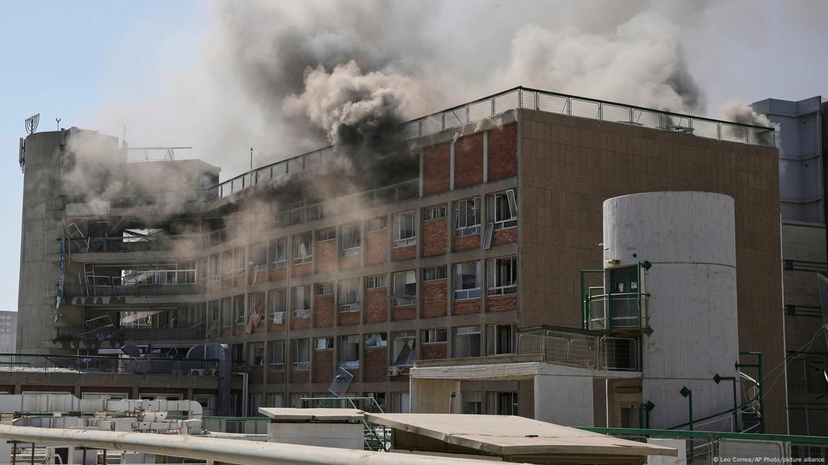 Israeli Hospital Hit as Iran-Israel Conflict Escalates 4 Iranian missile strikes hit Israeli hospital – DW – 06/19/2025