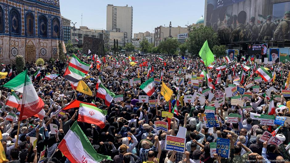 Protesti protiv izraelskih napada u Teheranu