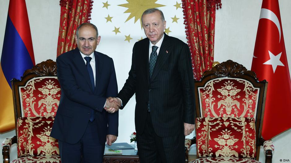 Jermenski premijer Pašinjan i turski predsednik Erdogan