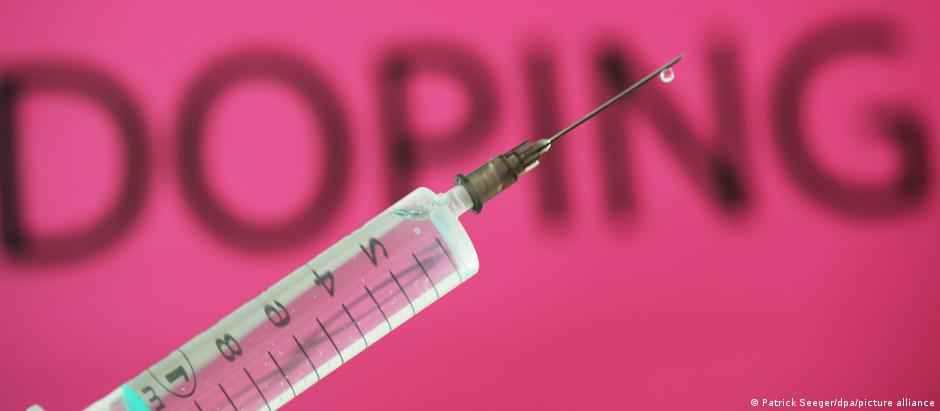 Doping patrocinado pelo Estado na RDA causou danos duradouros à saúde de milhares de atletas