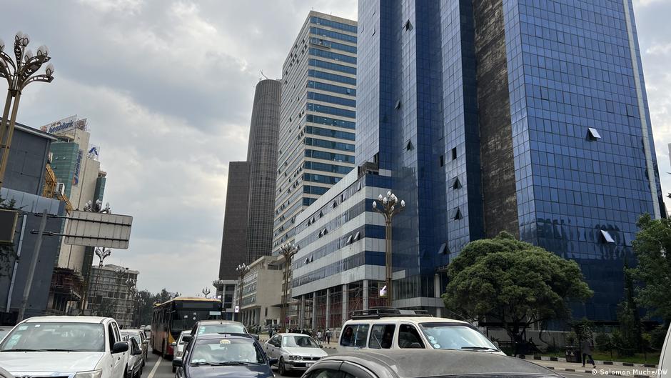 የኢትዮጵያ ብሔራዊ ባንክ  በሸሪያ በሚመሩ ባንኮች ላይ የጣለውን ገደብ ማንሳቱ