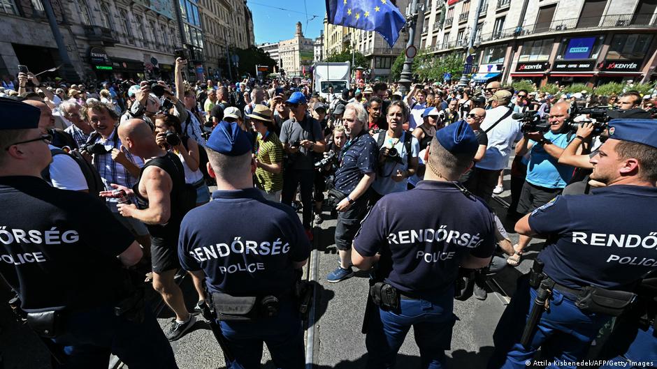 Zehntausende bei Pride-Marsch in Budapest