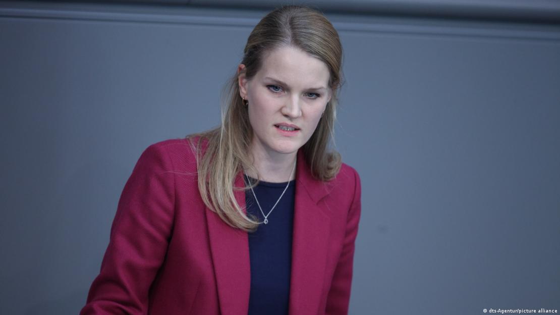 La diputada del SPD, que cumple este mes 38 años, se dirige al Parlamento alemán en una imagen de archivo.