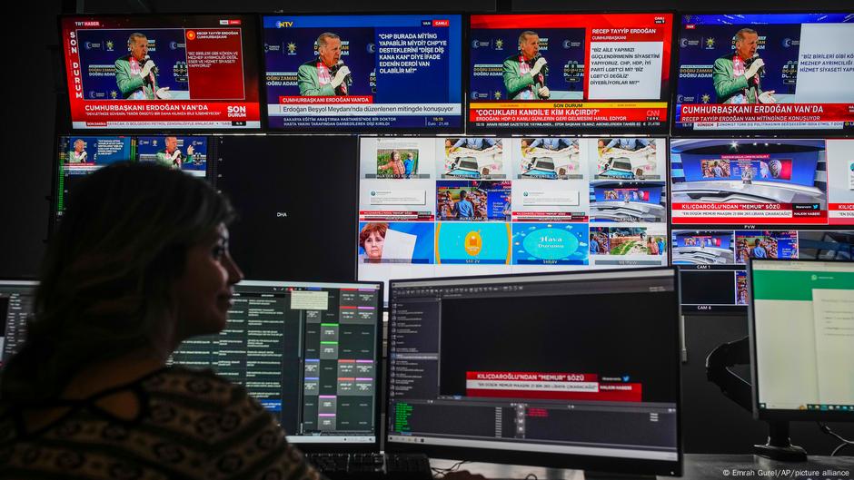 Ndalime dhe ndëshkime  Një valë e re presioni ndaj medias kritike në Turqi