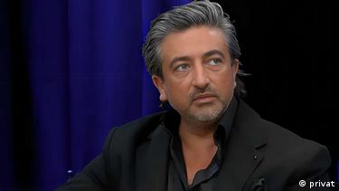 تصویری از دامون گلریز، تحلیلگر سیاسی