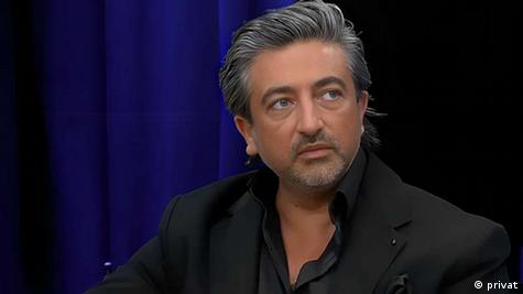 دامون گلریز، تحلیلگر امور بینالملل و پژوهشگر انستیتوی ژئوپولیتیک در لاهه دامون گلریز، تحلیلگر امور بینالملل و پژوهشگر انستیتوی ژئوپولیتیک در لاهه