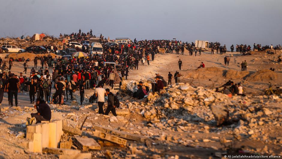 UE insta a Israel a implementar acuerdo de ayuda en Gaza – DW – 15/07/2025