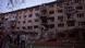 Prédio residencial em Kiev danificado por bombardeio russo