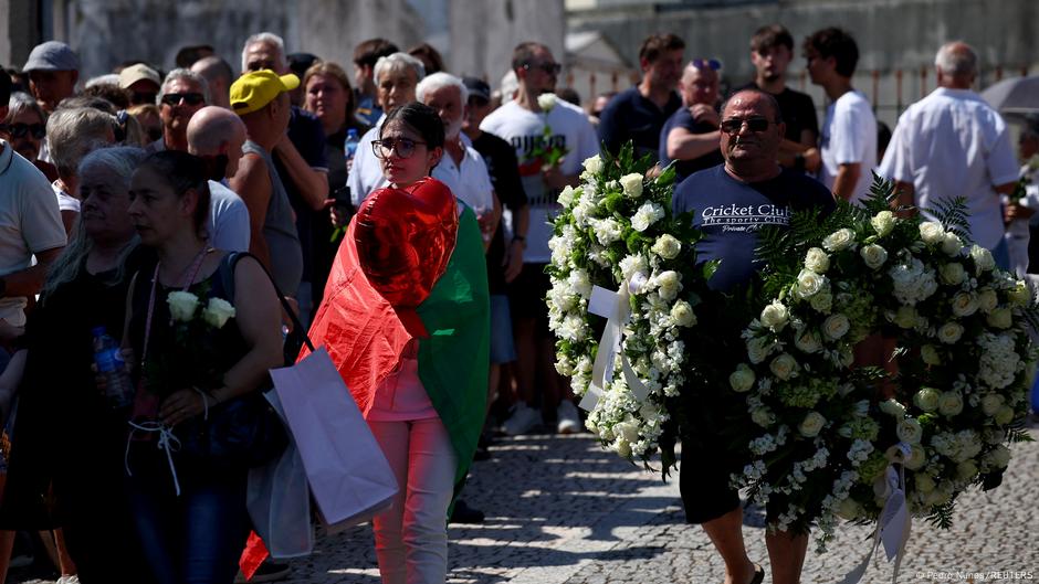 Cientos de personas rinden homenaje a Diogo Jota en Portugal – DW – 04/07/2025