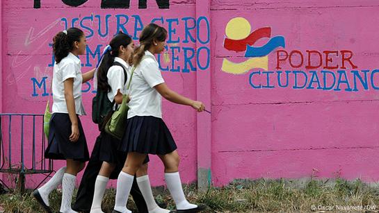 Racismo en la política migratoria de Estados Unidos – DW