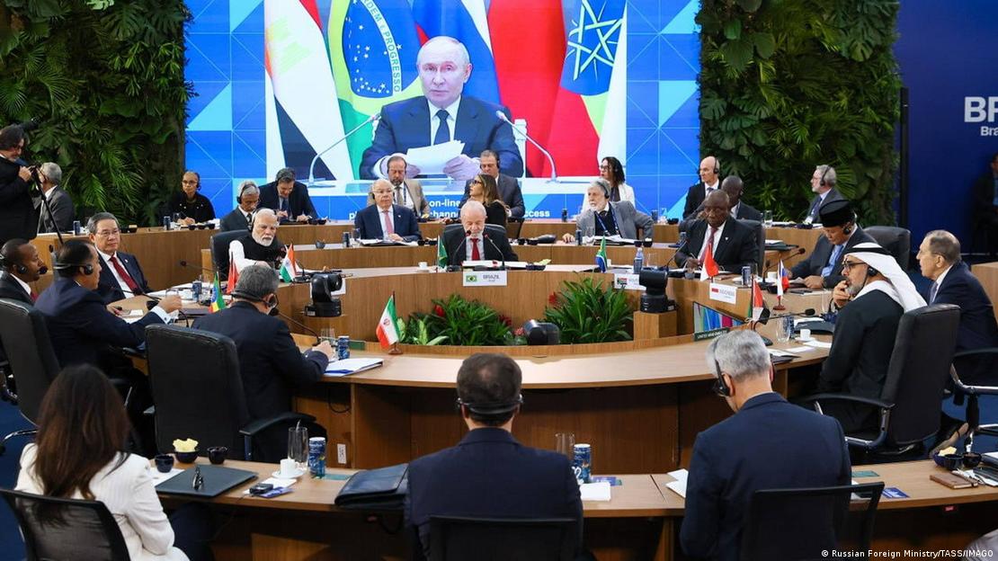 Putin fala por videoconferência em encontro do Brics