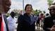 La líder de la oposición de Surinam, Jennifer Geerlings-Simons, llega el domingo (06.07.2025) a la Asamblea Nacional en Paramaribo, donde los legisladores la eligieron como la primera mujer presidenta del país sudamericano. La líder de la oposición de Surinam, Jennifer Geerlings-Simons, llega el domingo (06.07.2025) a la Asamblea Nacional en Paramaribo, donde los legisladores la eligieron como la primera mujer presidenta del país sudamericano.