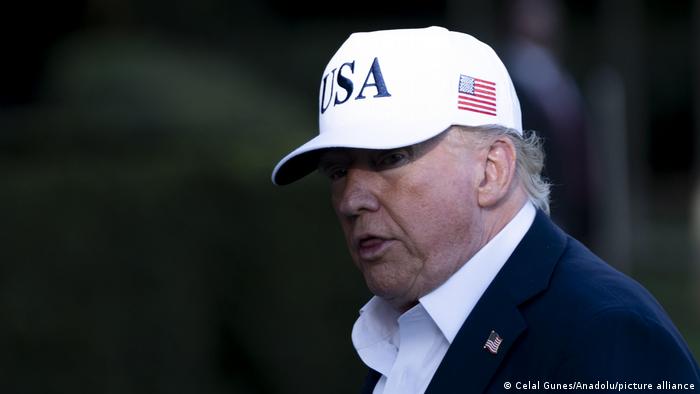 Trump ameaça impor tarifas a países que se alinharem ao Brics
