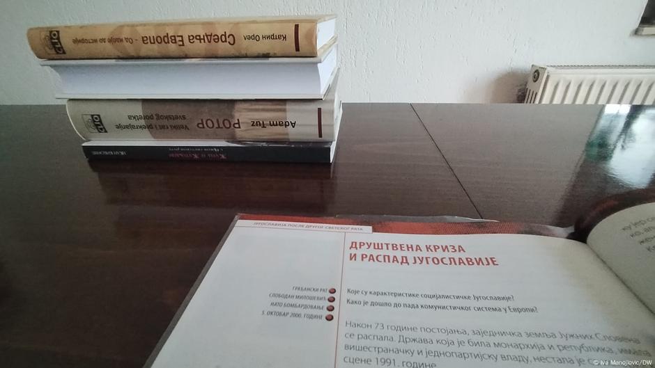 Lekcija o raspadu Jugoslavije u udžbeniku iz istorije