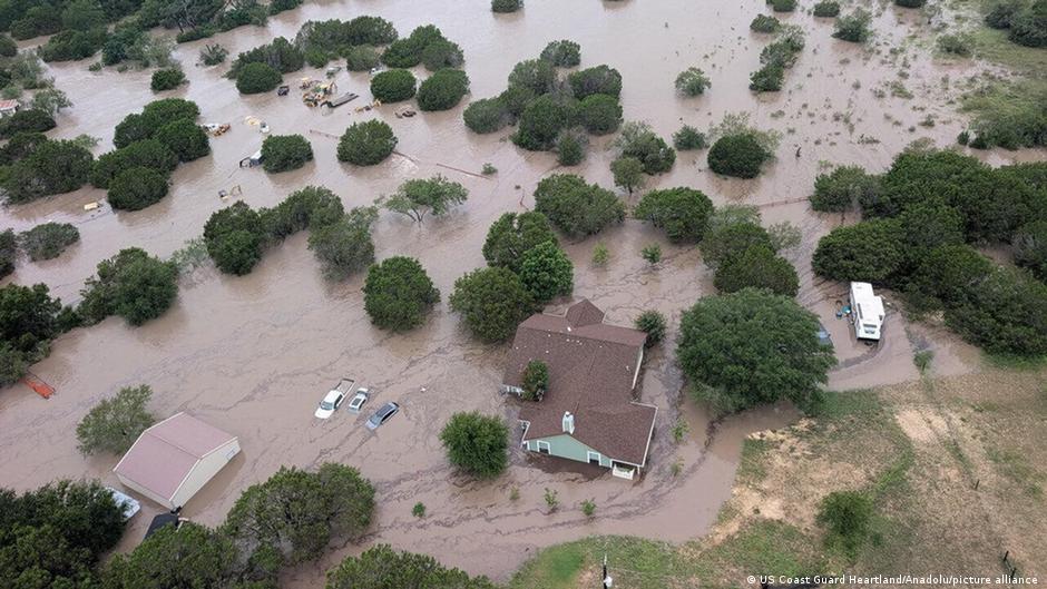 Más de 160 desaparecidos dejan inundaciones en Texas – DW – 09/07/2025