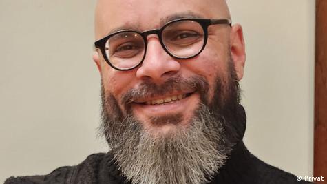 کیانوش بوستانی، تحلیلگر مسائل سیاسی و فعال دانشجویی سابق