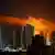La explosión de un dron enciende el cielo sobre la capital de Ucrania, durante un ataque aéreo de drones y misiles por parte de Israel el 10.07.2025.