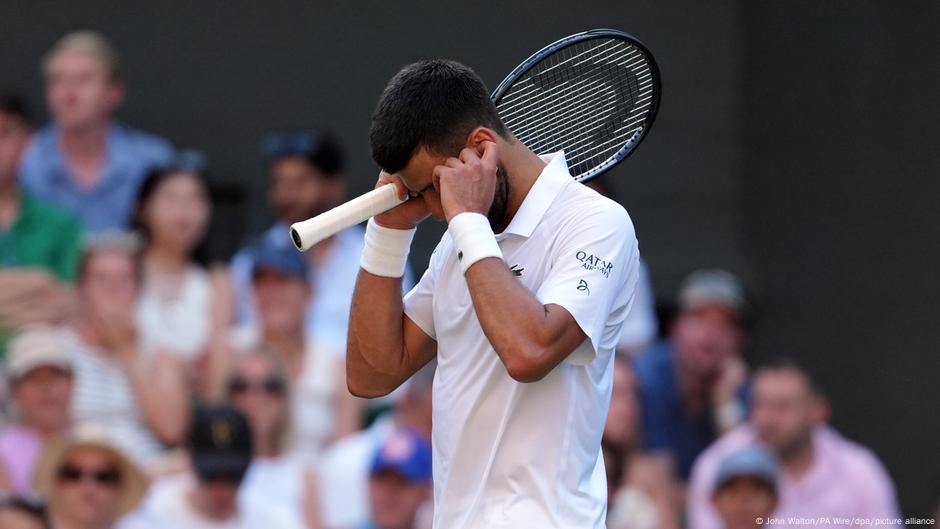 Novak Đoković tokom jednog od mečeva na ovogodišnjem Vimbldonu