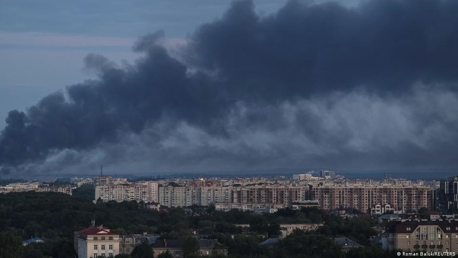 Є загиблі та поранені: РФ вночі атакувала Україну чотирма ракетами та 136 дронами