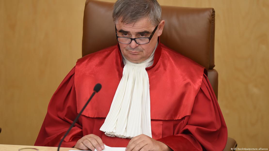 Ο πρώην συνταγματικός δικαστής Πέτερ Μύλερ το 2014 κατά την εκδίκαση υπόθεση απαφγόρευσης του νεοναζιστικού κόμματος NPD