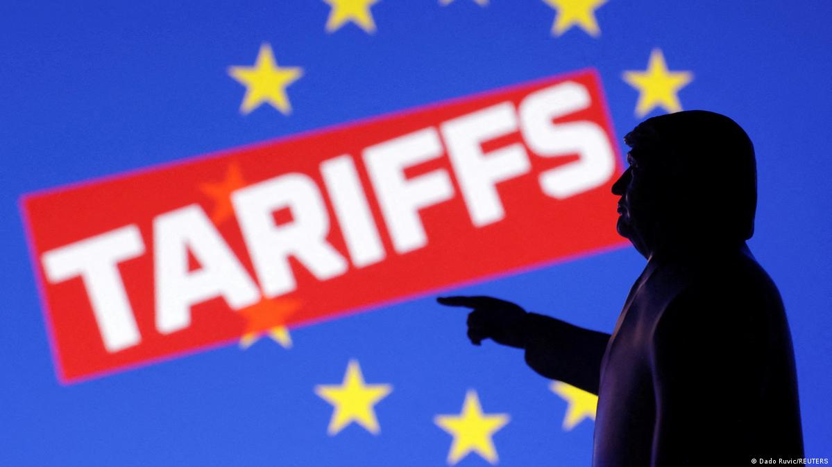 Трамп объявил о введении пошлин в 30% на товары из Евросоюза – DW – 12. ...