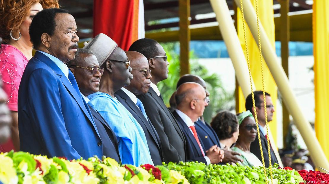 Le président Paul Biya et des barons du RDPC (Rassemblement démocratique du peuple camerounais).