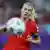 Die norwegische Kapitänin Ada Hegerberg während des EM-Spiels gegen Finnland