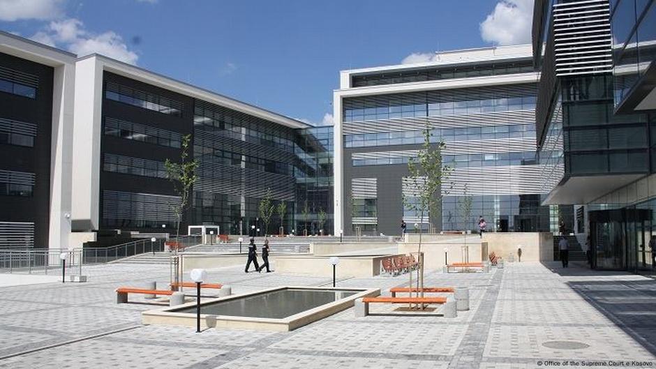 Gjykata Supreme në Kosovë  Ushtrimi i funksioneve të deputetit dhe të ministrit njëkohësisht është i ndaluar