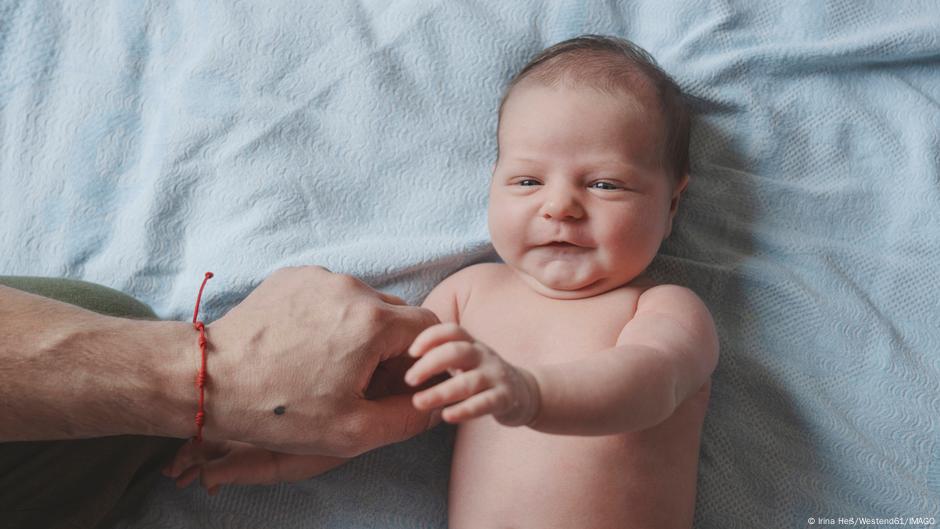 German birth rate falls to lowest point in almost 20 years