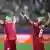 Ewa Pajor und Ewelina Kamczyk bejubeln im Gruppenspiel gegen Dänemark ihr zweites Tor