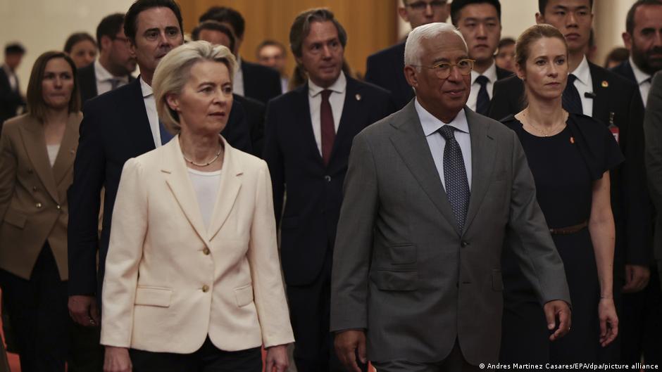 У ЄС привітали "новий імпульс" у переговорах щодо України – DW – 24.11.2025