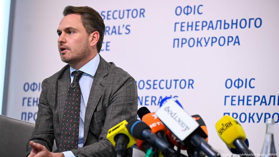 Кравченко подал в отставку с поста генпрокурора Украины