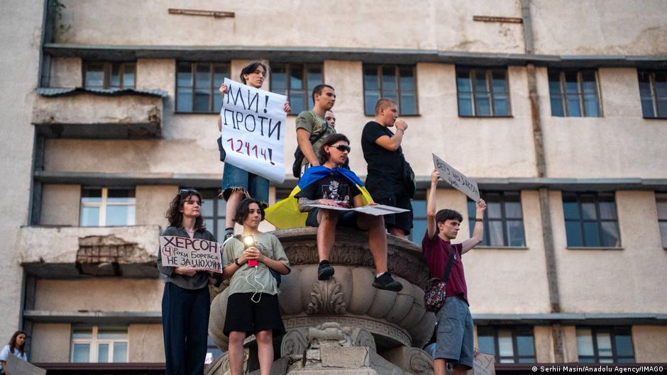 Ucrania devuelve independencia a sus agencias anticorrupción – DW – 31/07/2025