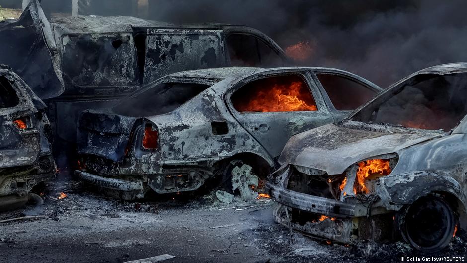 Bombardeo ruso deja 16 muertos en prisión de Zaporiyia – DW – 29/07/2025