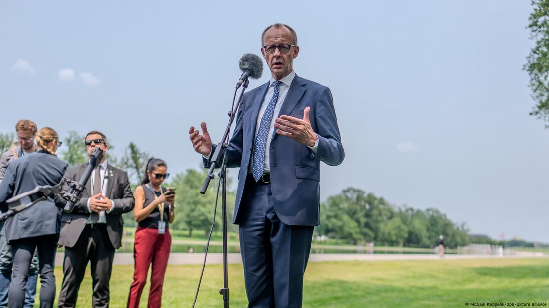 Friedrich Merz gjatë një deklarate para gazetarëve në Amerikë pas takimit me Trumpin Friedrich Merz gjatë një deklarate para gazetarëve në Amerikë pas takimit me Trumpin