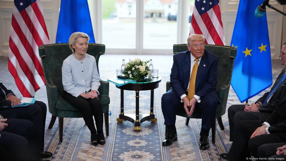 Prasa o umowie celnej między UE i USA: Trump odniósł triumf
