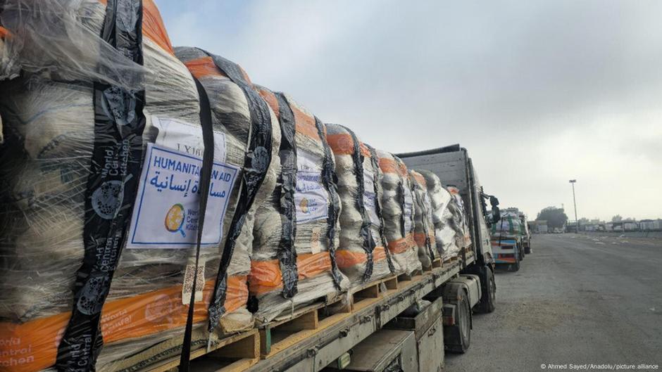 Izrael je nakon dugo vremena dozvolio da se nešto humanitane pomoći dostavi izgladnelima u Gazi
